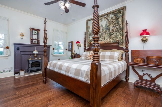 174 County Road 2690, Alvord, TX 76225