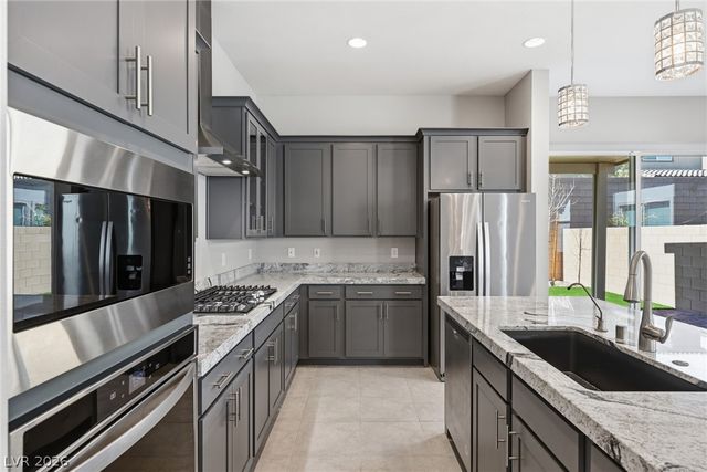 8633 Stokestone Street, Las Vegas, NV 89166