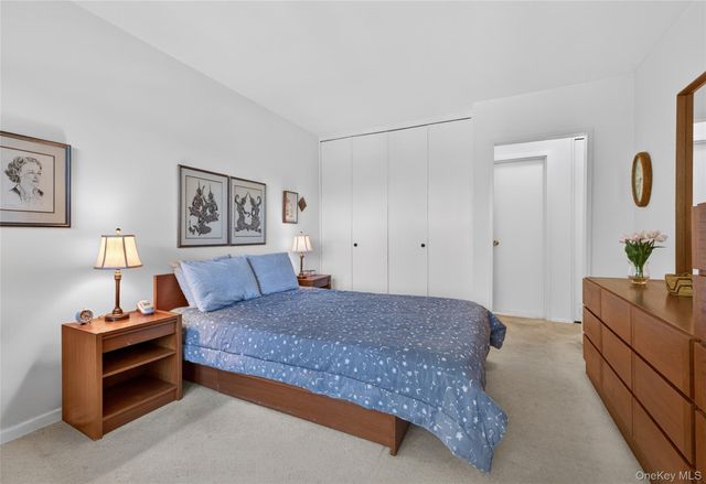 177 E Hartsdale 3W, Hartsdale, NY 10530