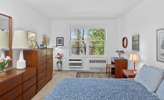 177 E Hartsdale 3W, Hartsdale, NY 10530