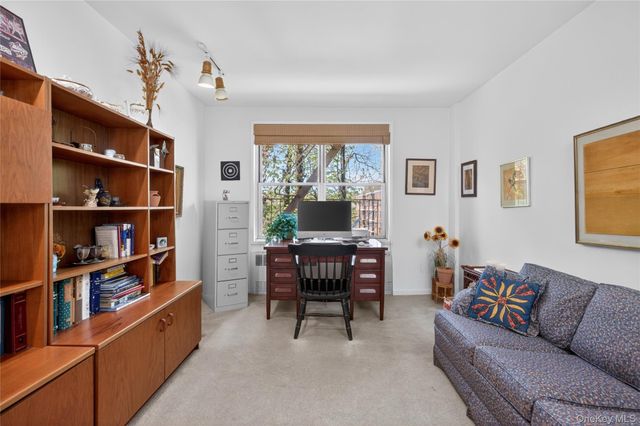 177 E Hartsdale 3W, Hartsdale, NY 10530