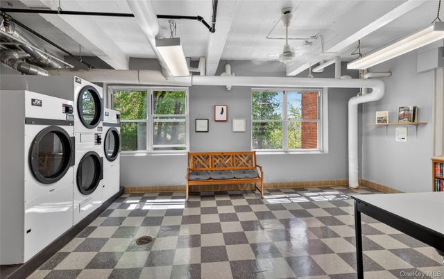177 E Hartsdale 3W, Hartsdale, NY 10530