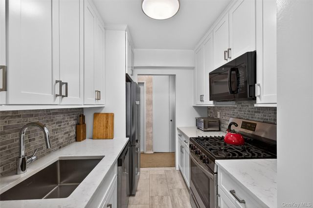 177 E Hartsdale 3W, Hartsdale, NY 10530