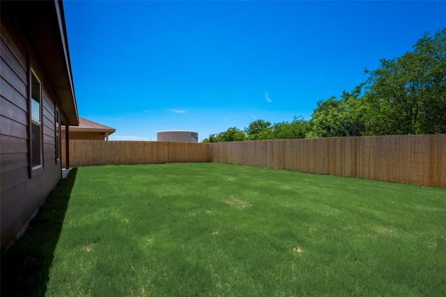 8816 Ring Gold Drive, Fort Worth, TX 76123