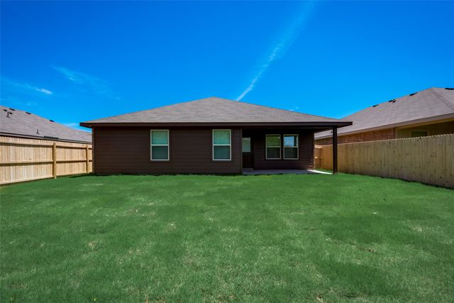 8816 Ring Gold Drive, Fort Worth, TX 76123