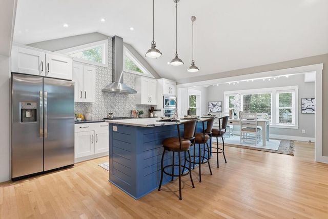 420 E Erie Avenue, Folly Beach, SC 29439