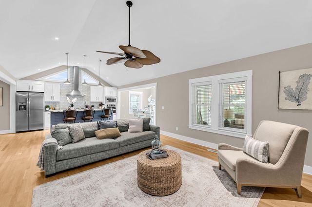 420 E Erie Avenue, Folly Beach, SC 29439