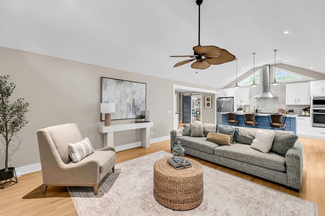 420 E Erie Avenue, Folly Beach, SC 29439