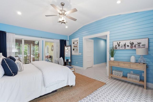 420 E Erie Avenue, Folly Beach, SC 29439