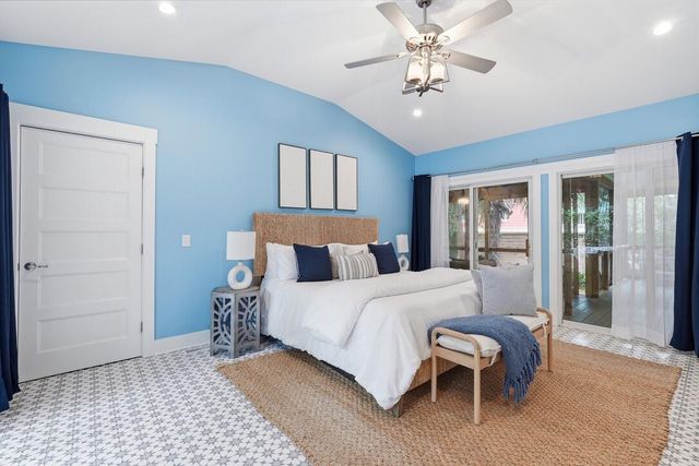 420 E Erie Avenue, Folly Beach, SC 29439