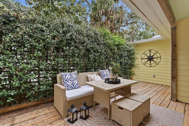420 E Erie Avenue, Folly Beach, SC 29439