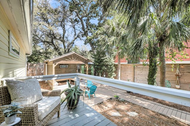 420 E Erie Avenue, Folly Beach, SC 29439