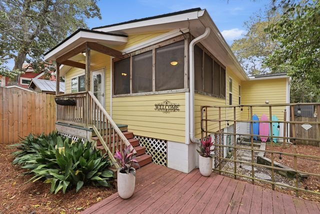 420 E Erie Avenue, Folly Beach, SC 29439