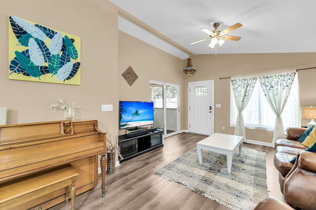 420 E Erie Avenue, Folly Beach, SC 29439