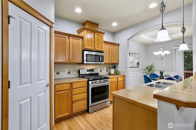 1912 106th AVE SE, Lake Stevens, WA 98258