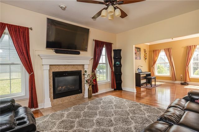 126 Saint Andrews Drive, Horseheads, NY 14845