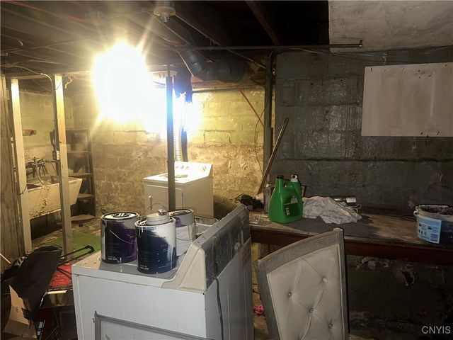 1021 West Colvin Street, Syracuse, NY 13207