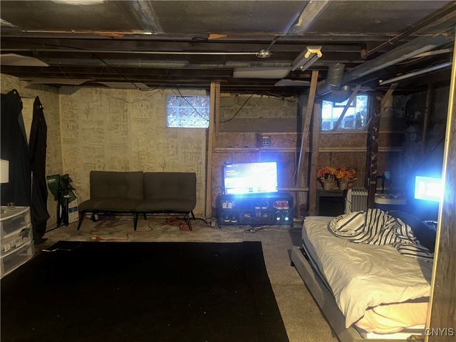 1021 West Colvin Street, Syracuse, NY 13207