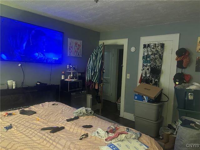 1021 West Colvin Street, Syracuse, NY 13207