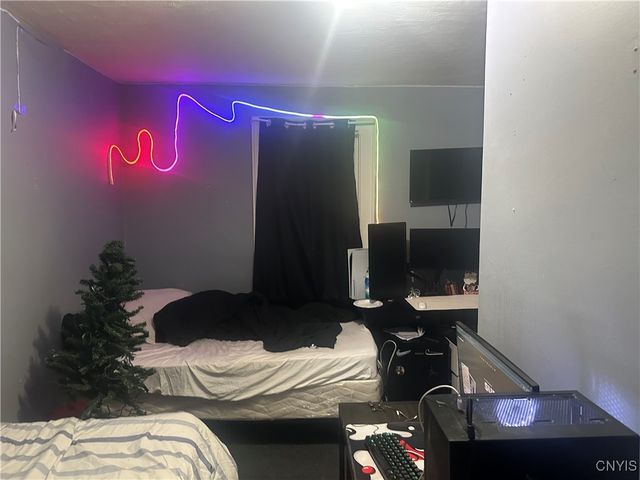 1021 West Colvin Street, Syracuse, NY 13207