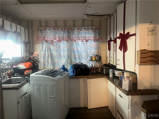 1021 West Colvin Street, Syracuse, NY 13207