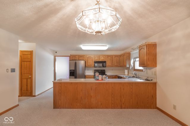2857 Colony Lake West Drive, Plainfield, IN 46168