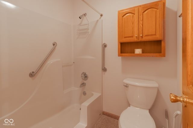2857 Colony Lake West Drive, Plainfield, IN 46168