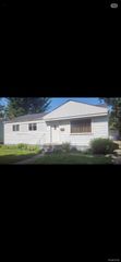 22521 Ira Boulevard, Warren, MI 48091