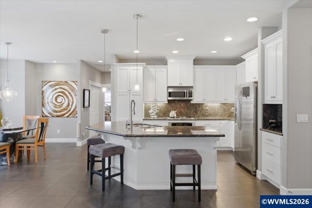 436 NW Ivy Av, Dallas, OR 97338