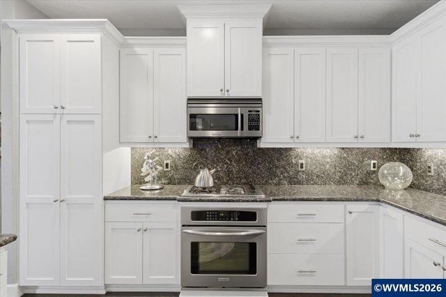 436 NW Ivy Av, Dallas, OR 97338