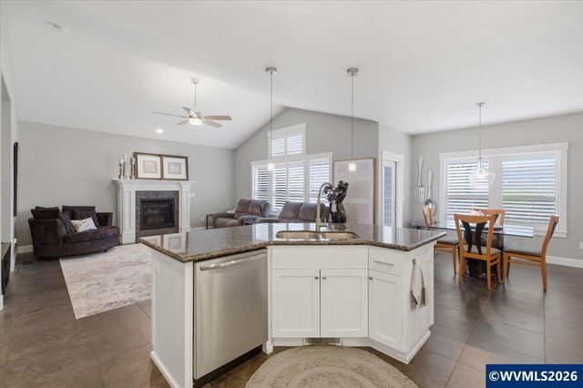 436 NW Ivy Av, Dallas, OR 97338