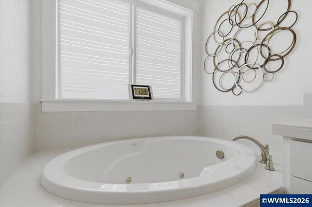 436 NW Ivy Av, Dallas, OR 97338