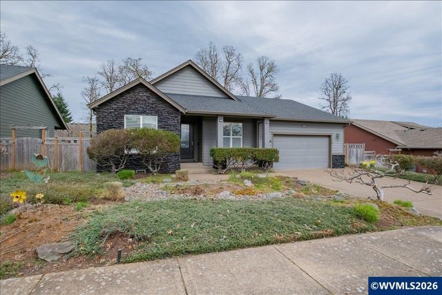 436 NW Ivy Av, Dallas, OR 97338