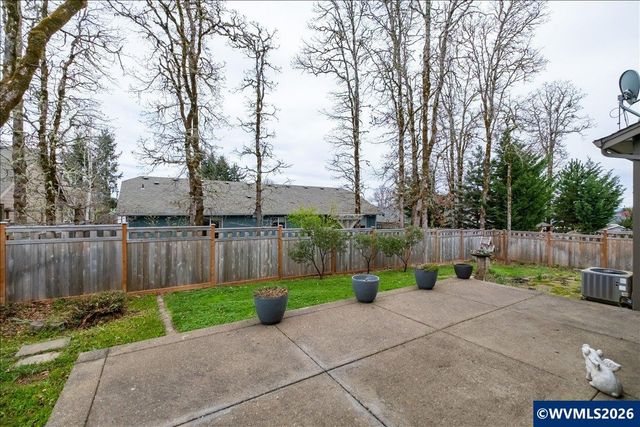 436 NW Ivy Av, Dallas, OR 97338