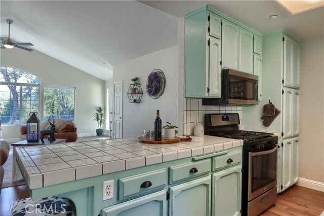 40118 Old Stonegate Court, Oakhurst, CA 93644