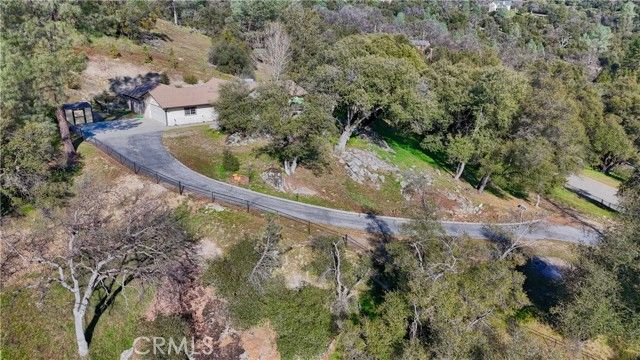 40118 Old Stonegate Court, Oakhurst, CA 93644