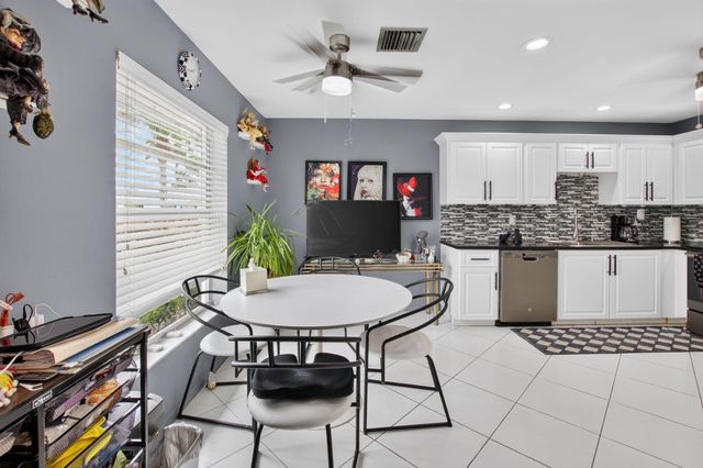 5284 Privet Place D, Delray Beach, FL 33484