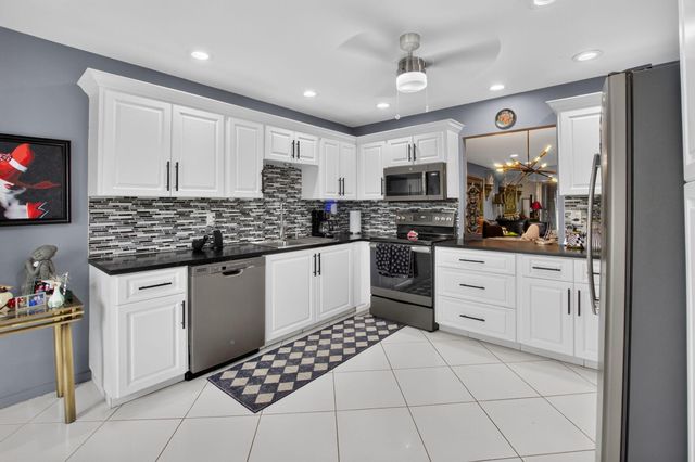 5284 Privet Place D, Delray Beach, FL 33484