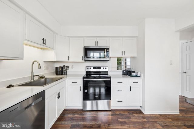 2845 BURGUNDY PL, Woodbridge, VA 22192