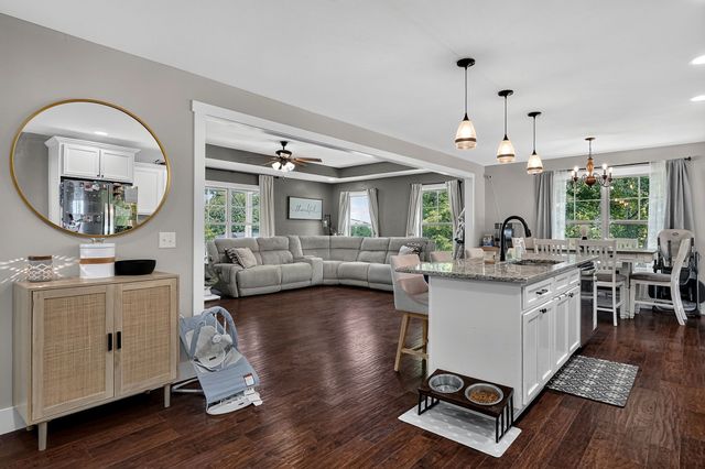 1180 Cobblestone Dr, Rickman, TN 38580