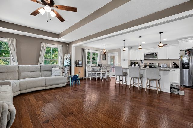 1180 Cobblestone Dr, Rickman, TN 38580