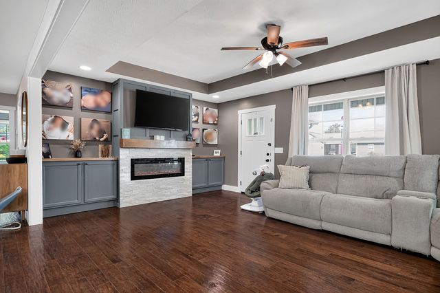 1180 Cobblestone Dr, Rickman, TN 38580