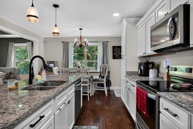 1180 Cobblestone Dr, Rickman, TN 38580