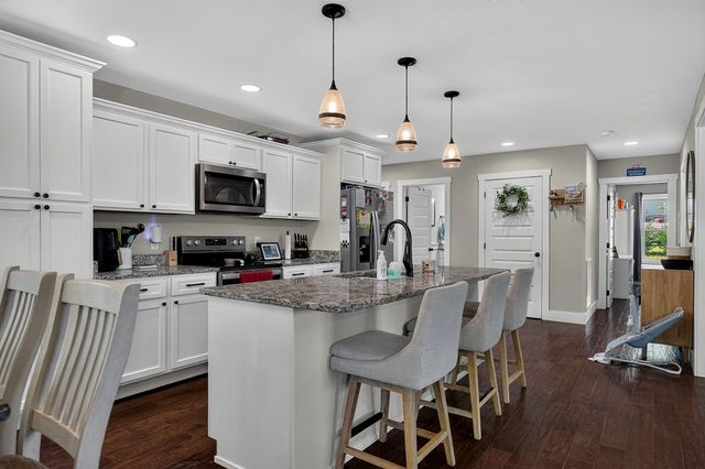 1180 Cobblestone Dr, Rickman, TN 38580