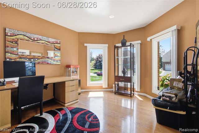 23030 Kristy Lane, Southfield, MI 48033