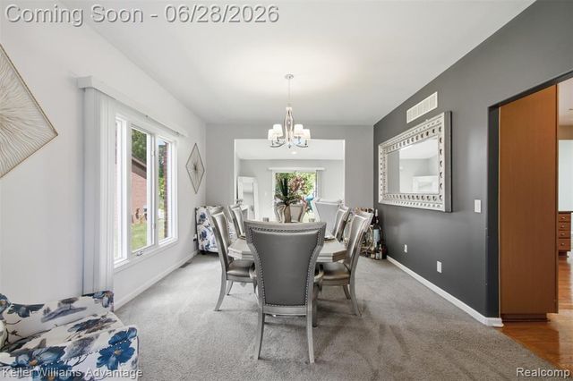 23030 Kristy Lane, Southfield, MI 48033