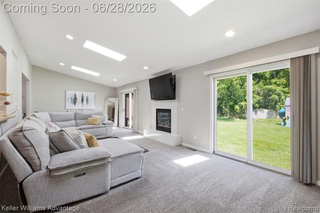 23030 Kristy Lane, Southfield, MI 48033