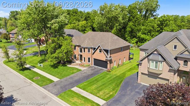 23030 Kristy Lane, Southfield, MI 48033