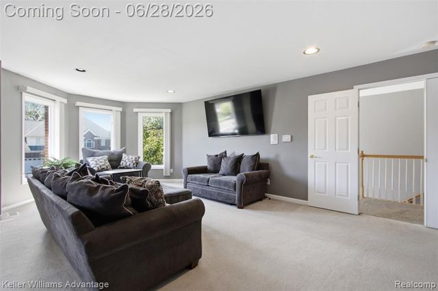 23030 Kristy Lane, Southfield, MI 48033