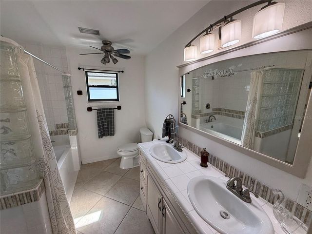 1629 GEORGETOWNE BOULEVARD, Sarasota, FL 34232